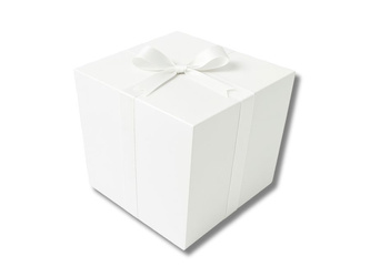 BIELONE PUDEŁKO KARTONOWE - z jasnokremową tasiemką - 50x50x50cm